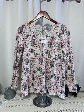 J. Jill Long-Sleeve Abstract Print Top in Pink and Gray